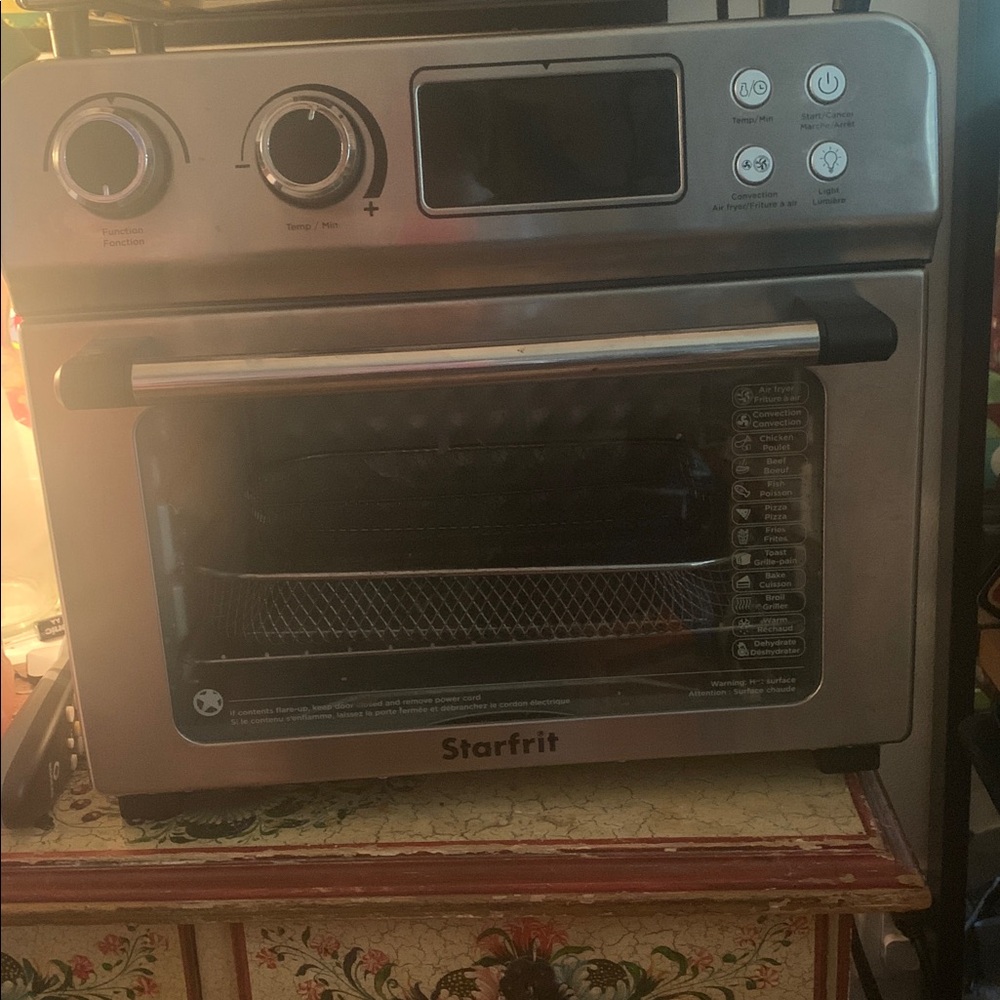 Like New Large High End Starfrit Silver Air Fryer/ Convection Toaster Oven